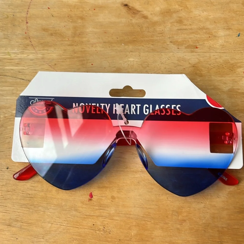 Novelty Heart Glasses - Red and Blue